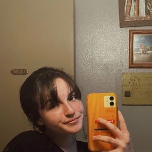 Meet your Posher, Adah